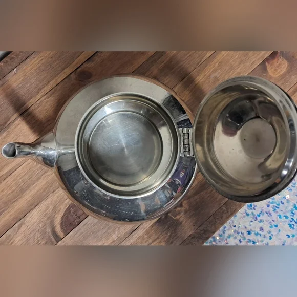 Pewter Teapot By Rose Design International - Picture 7 of 8